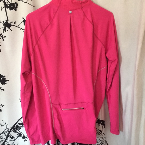 athletic pullover - Picture 2 of 2